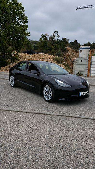Telsa model 3 standard plus 325 cv