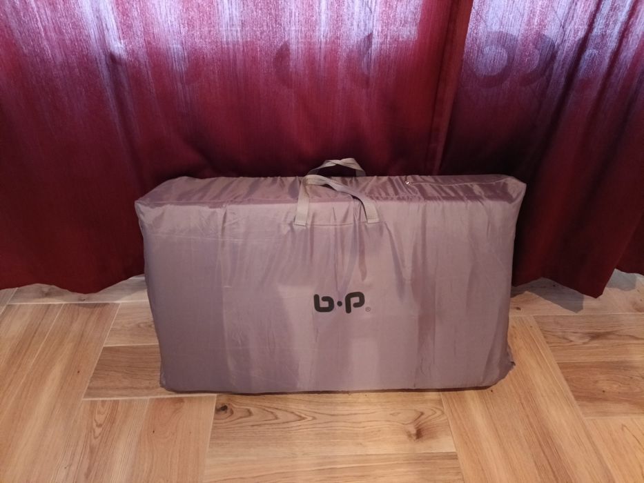 Łóżeczko dostawne dla niemowląt