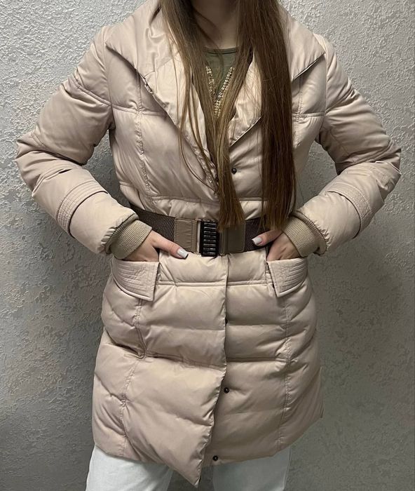 Зимова жіноча куртка