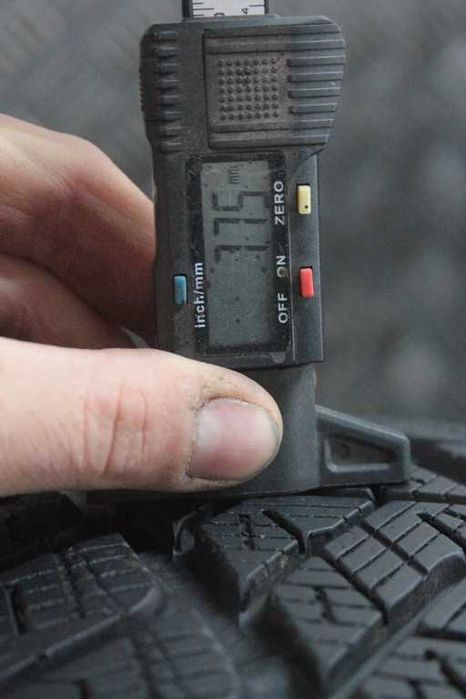 215/65/17 Pirelli Scorpion Winter 215/65 R17 99H 2022r jak nowe