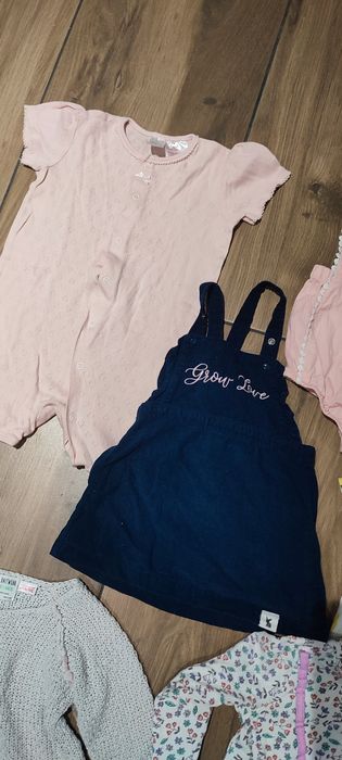 Zestaw ubranek dla dziewczynki rozmiar 86