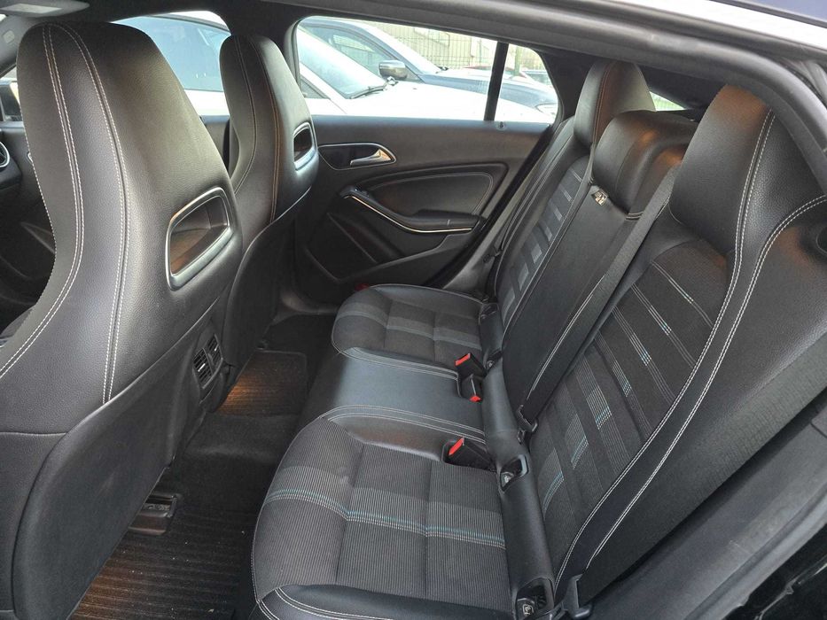 Mercedes CLA 180d automático