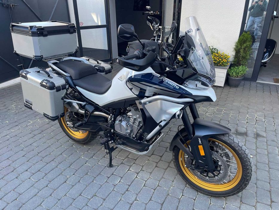 Kufer Centralny Motocyklowy ALUMINIOWY 65L Srebrny lub Czarny