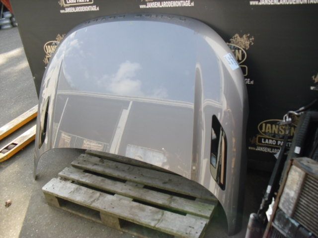 Range Rover Evoque L551 capô com grelhas