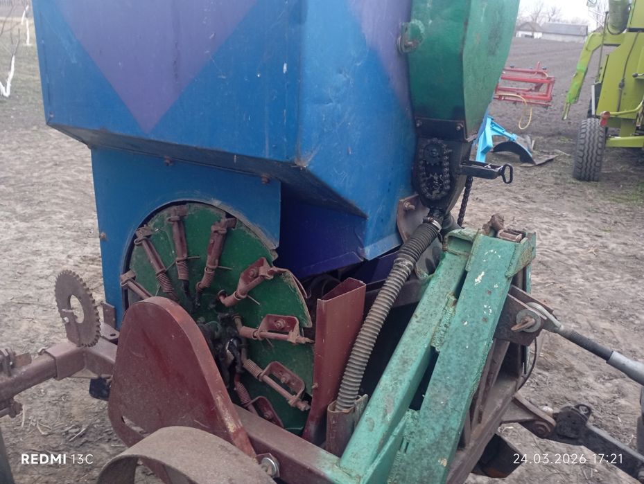 Картоплесаджалка