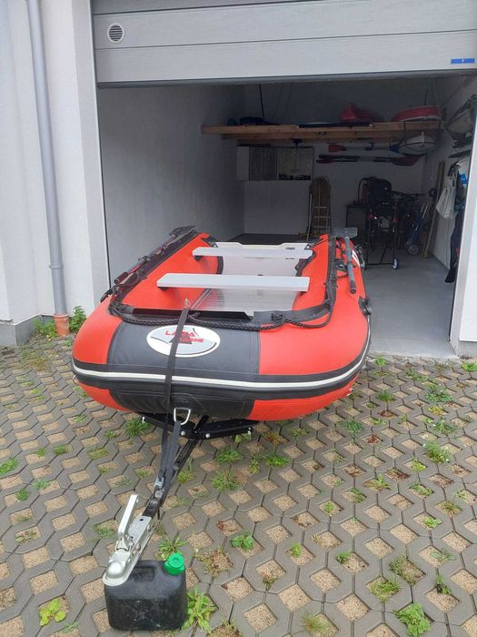 Ponton ze sztywną podłogą Lava Marine