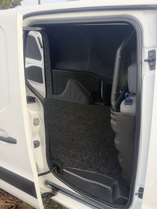 Peugeot partner 1.6hdi 3lugares