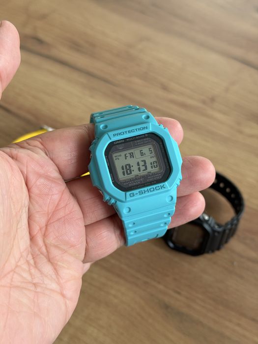 Zegarek Casio G-Shock GW-M5610 niebieski