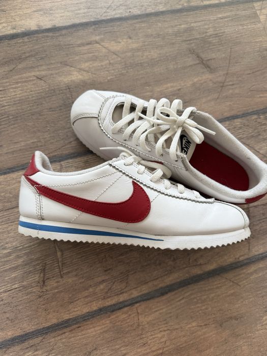 Класичні кросівки Nike Cortez в відмінному стані