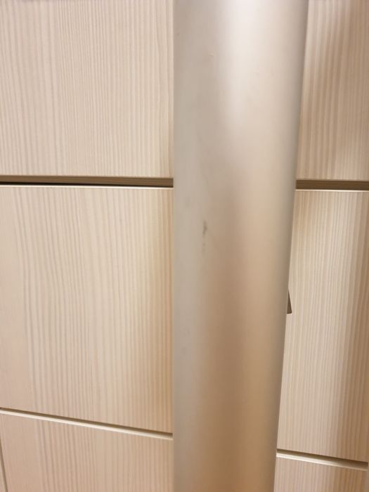 4 nogi regulowane wys. 71 cm Średnica  6 cm