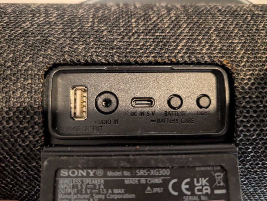 Coluna Bluetooth Portátil Sony SRS-XG300 (Como Nova c/ Caixa)