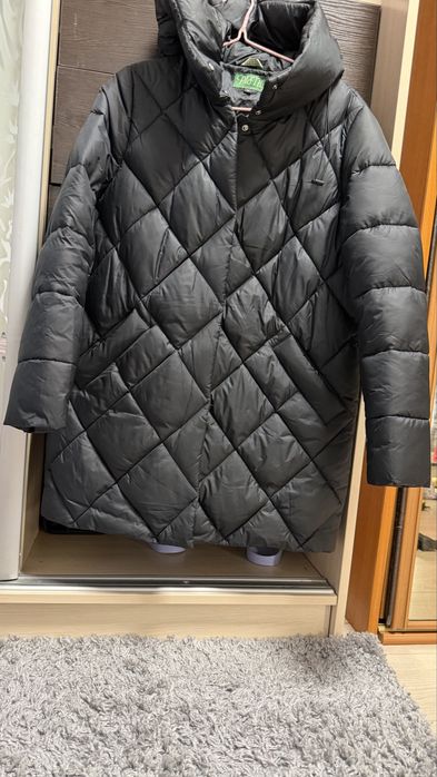 Зимова куртка тепла чорна