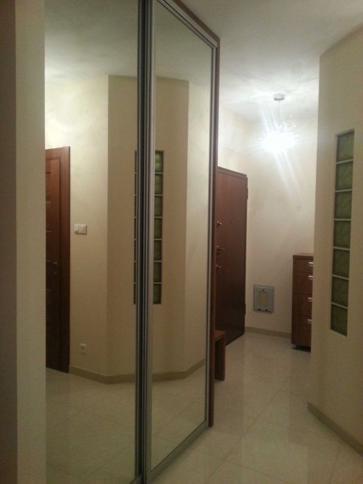 Duża szafa do przedpokoju z lustrami  wys. 275cm + szafka