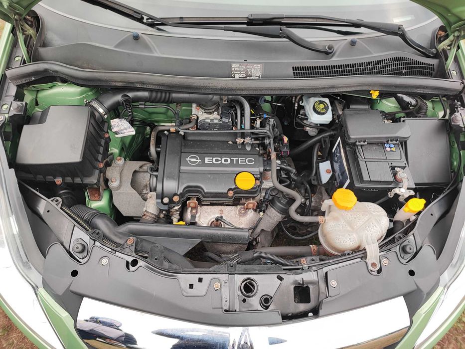 Opel corsa D 3d, 1.0, 125tys km