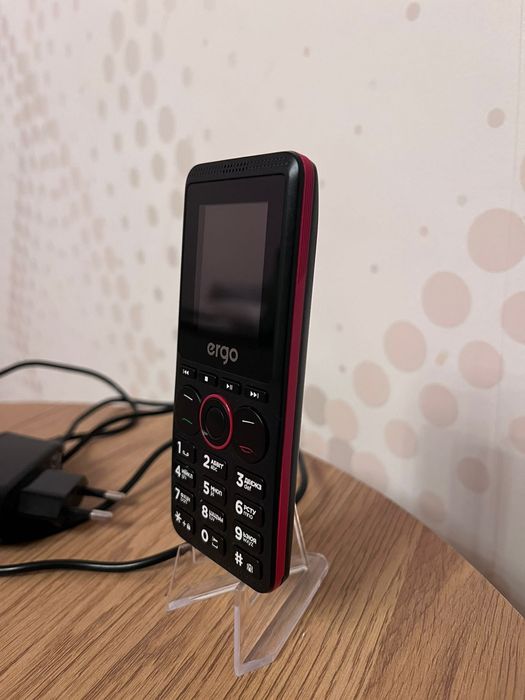 Телефон Ergo F188 Play Dual SIM повністю робочий