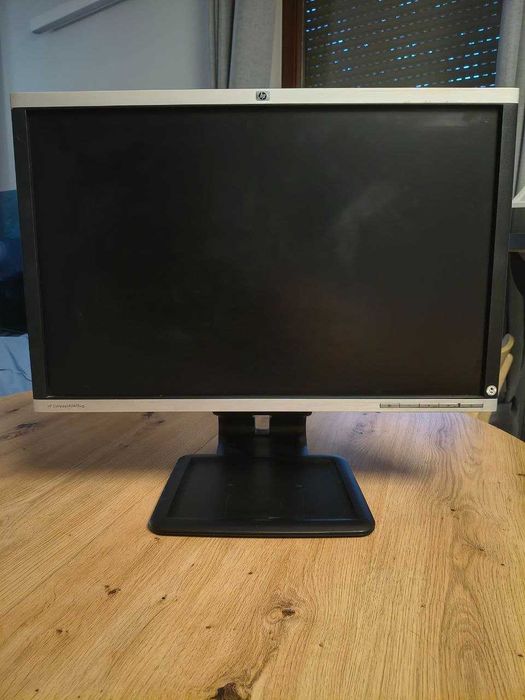 Monitor HP LA2405wg 24" 1920x1200