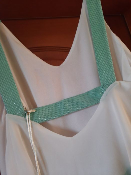 Sukienka na okazje bez rękawów lato elegancka