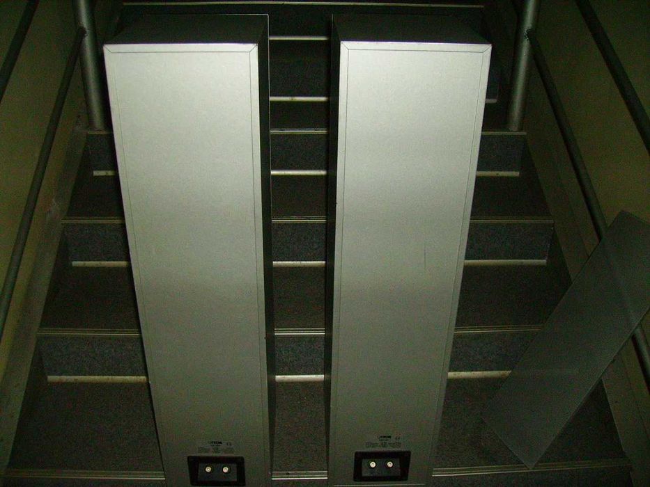 Продам акустику  CANTON LE 107.