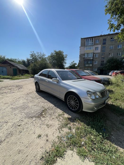 Продам авто w203