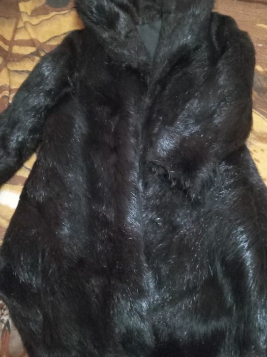 Продам шубу,нутрия рамер 50-52