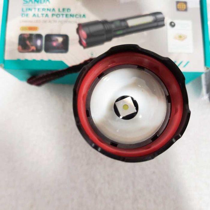 Lanterna Led multifuncional recarregável de alta potência Sanda