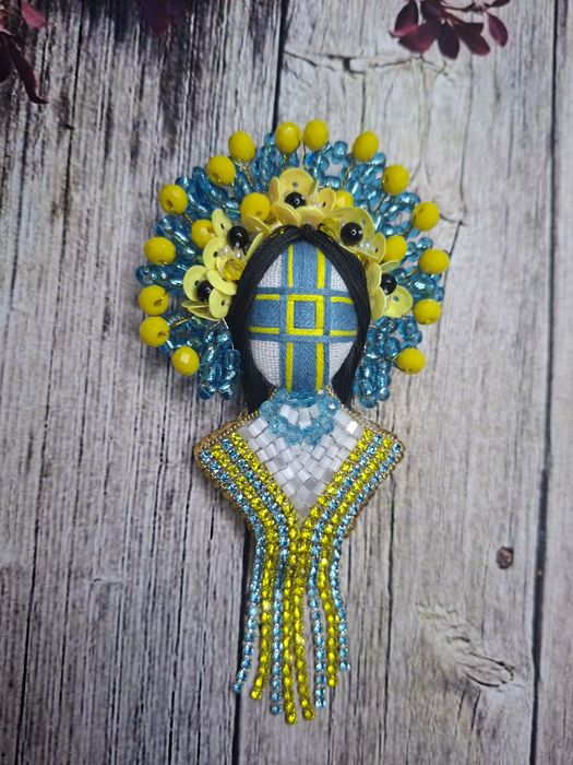 Брошки мотанки  ручної роботи