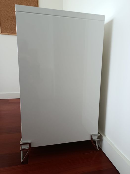 Mobília de quarto completa (colchão incluído)
