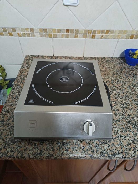 Fogão / Placa de indução profissional da marca metro
