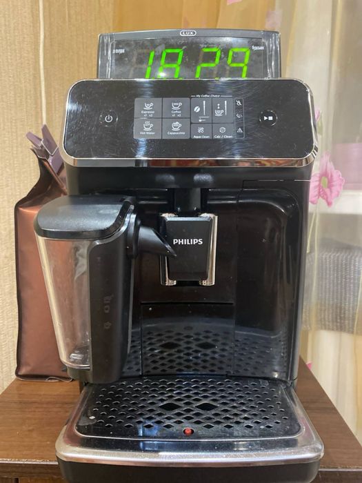Кавомашина Philips Series 2230 LatteGo Black