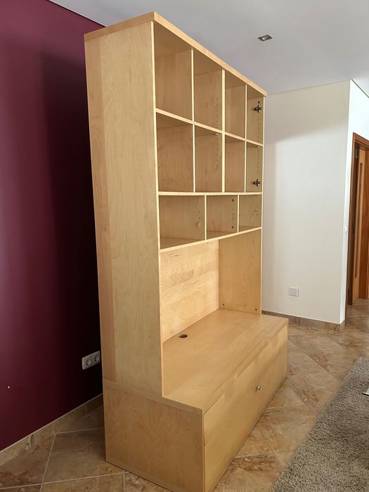 Armário de sala de Madeira