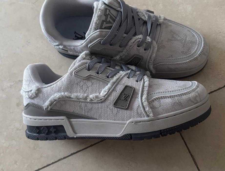 Женские кожаные кроссовки Louis Vuitton Trainer LV луи витон трейнер