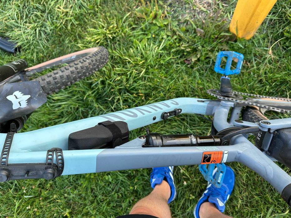 Canyon neuron 6 2023/2024 - L