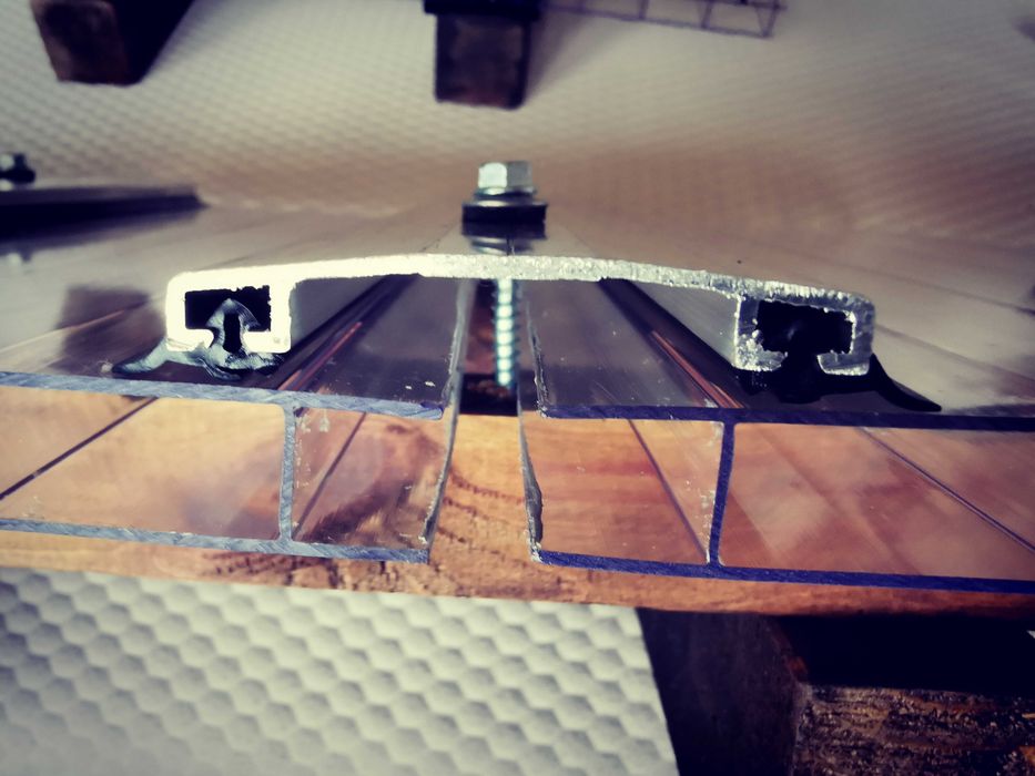 Zestaw do zadaszenia tarasu 6,3 x 2m 10mm poliwęglan(wersja STANDARD)