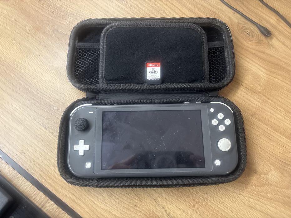 Nitendo switch lite