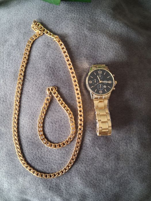 Conjunto de relógio colar e pulseira dourado