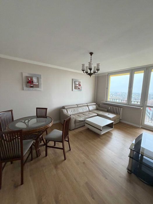 Wynajmę  mieszkanie M4  z balkonem  w Centrum