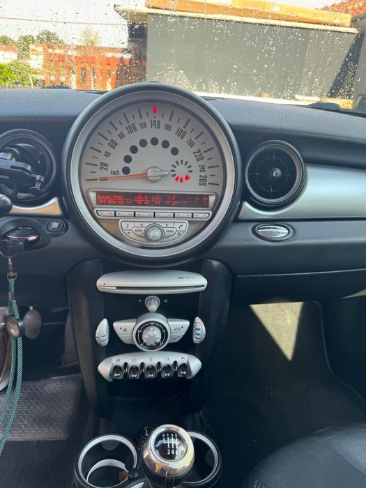 Mini Cooper D 1.6514773861249863684
