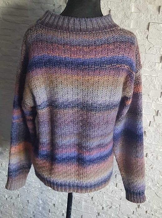 Project AJ117 Copenhagen sweter z wełną wełniany ombre pastelowy skandynawski