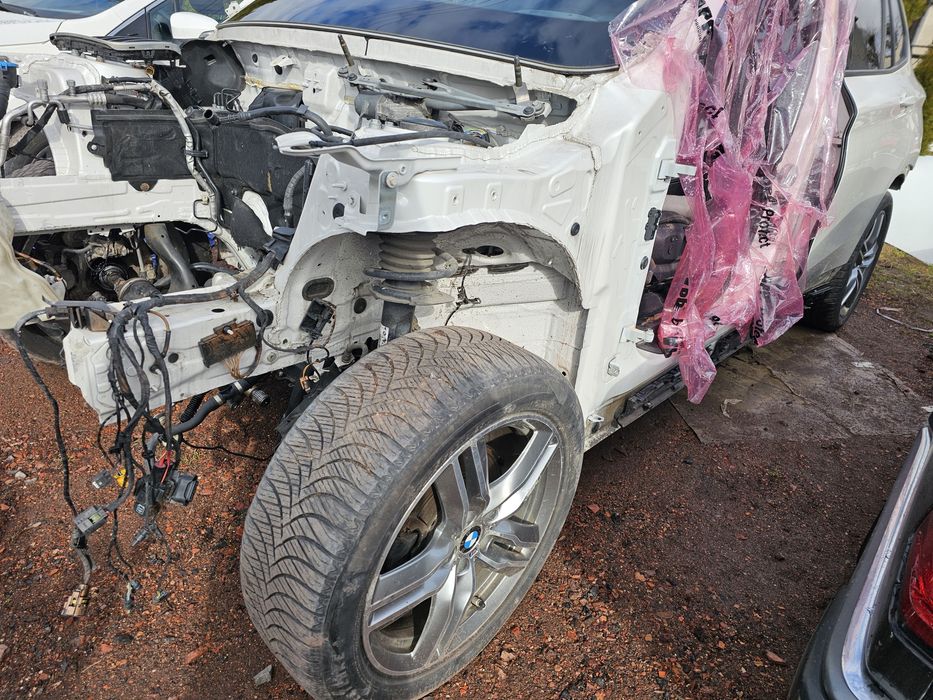 Bmw x1 f48 na części.