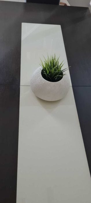 Stol rozkladany +8 skorzanych krzesel