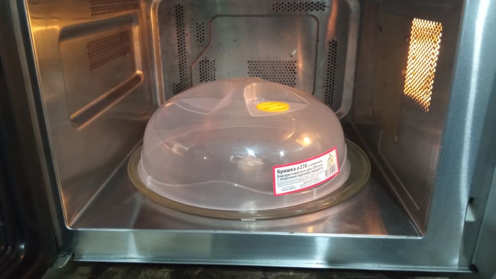 Продам СВЧ печь LG