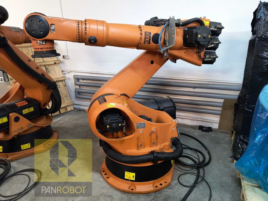 Robot KUKA KR 210 / KRC2 ed05 / Komplet / pomożemy uruchomić