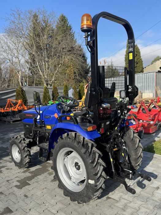 Nowy ciagnik traktor ogrodniczy komunalny FARMTRAC 26 PRO 4WD | Raty |