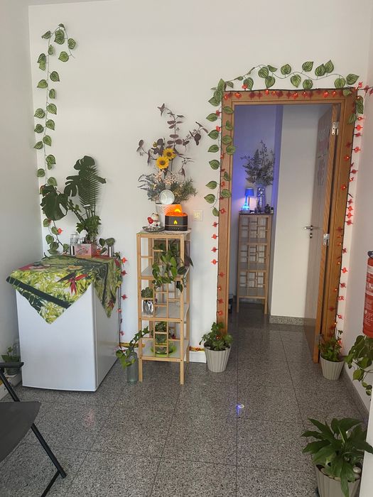 Massagista chinesa traz experiência de massagem americana