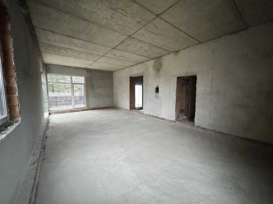 Продаж окремо стоячого будинку у Бірках