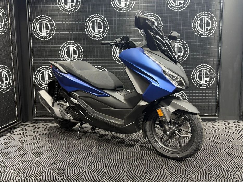 Honda Forza 125