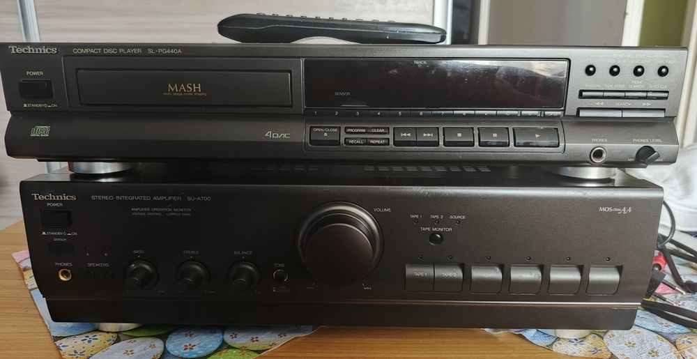 Zestaw Technics: Wzmacniacz SU-A700 + CD SL-PG440A + Pilot | Do Naprawy