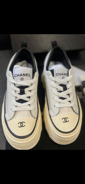 Кросівки жіночі chane