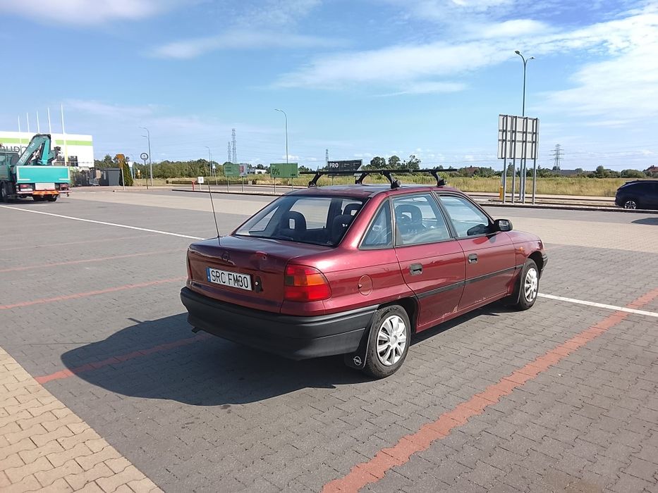 Opel Astra 1.4 1998 – benzyna, 194 000 km