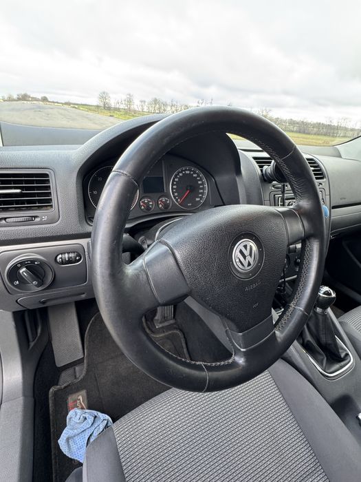 Volkswage Golf 2008г. В идеальном состоянии